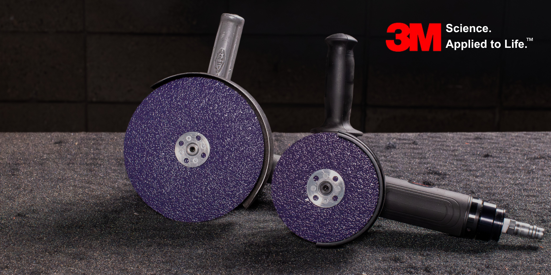 How Does a Fibre Disc Work on Metal Surfaces